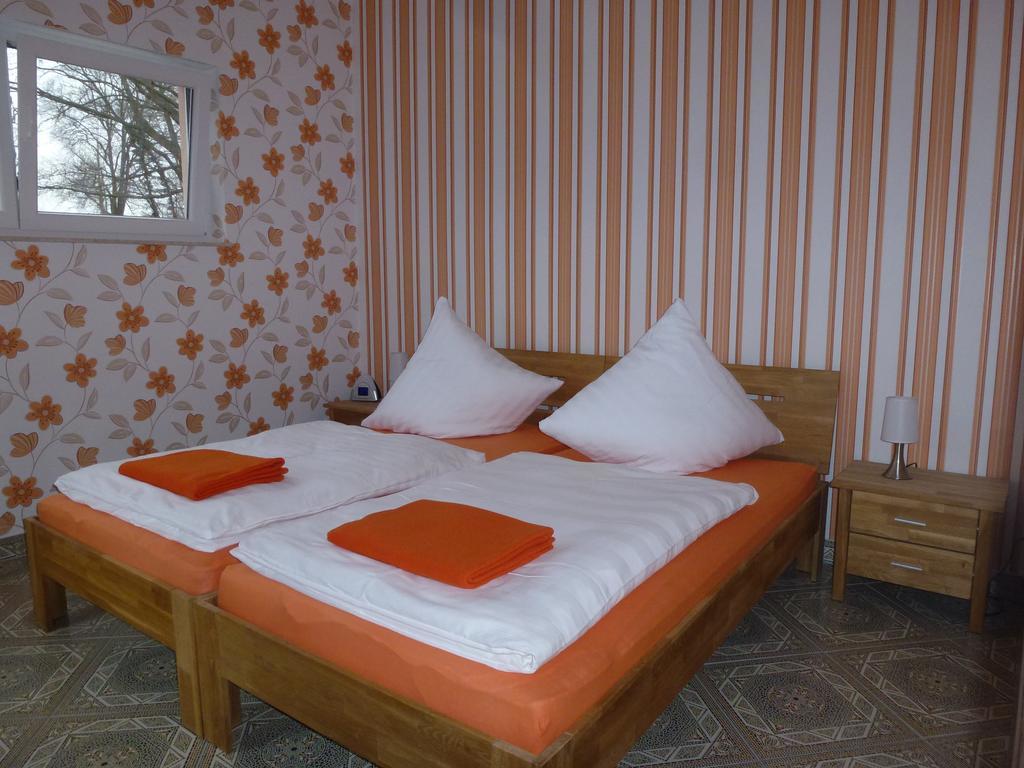 Ferienoase An Der Wublitz Villa Potsdam Buitenkant foto